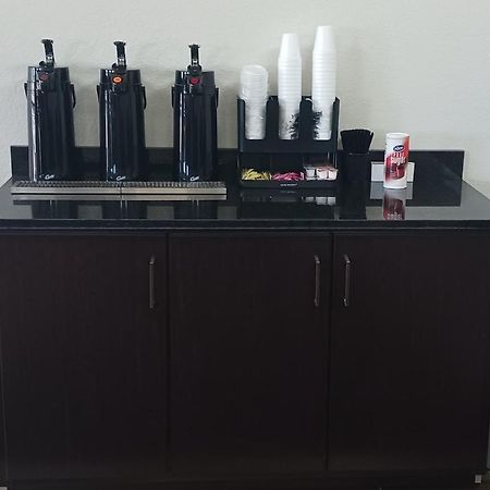 Red Roof Inn Fort Worth West מראה חיצוני תמונה