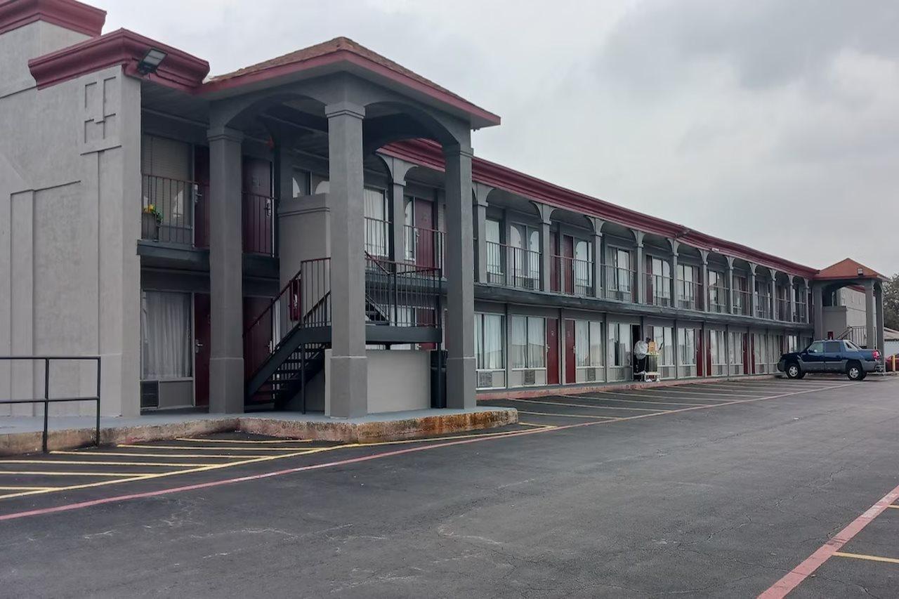 Red Roof Inn Fort Worth West מראה חיצוני תמונה